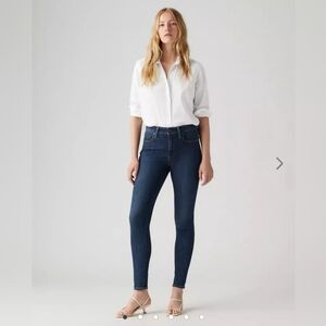 Levi's 721 high-rise skinny jeans size 16